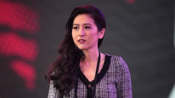 平川みな（ひらかわみな）とは？プロフィール・経歴・魅力を完全解説